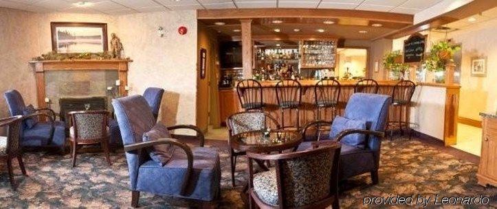 Stone Gate Inn Ориллия Ресторан фото