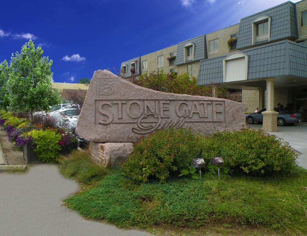 Stone Gate Inn Ориллия Экстерьер фото