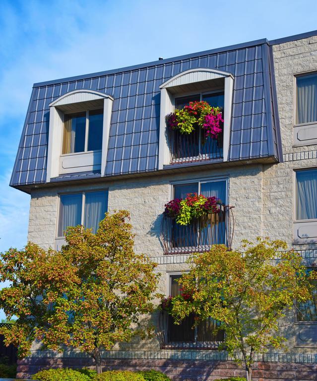 Stone Gate Inn Ориллия Экстерьер фото