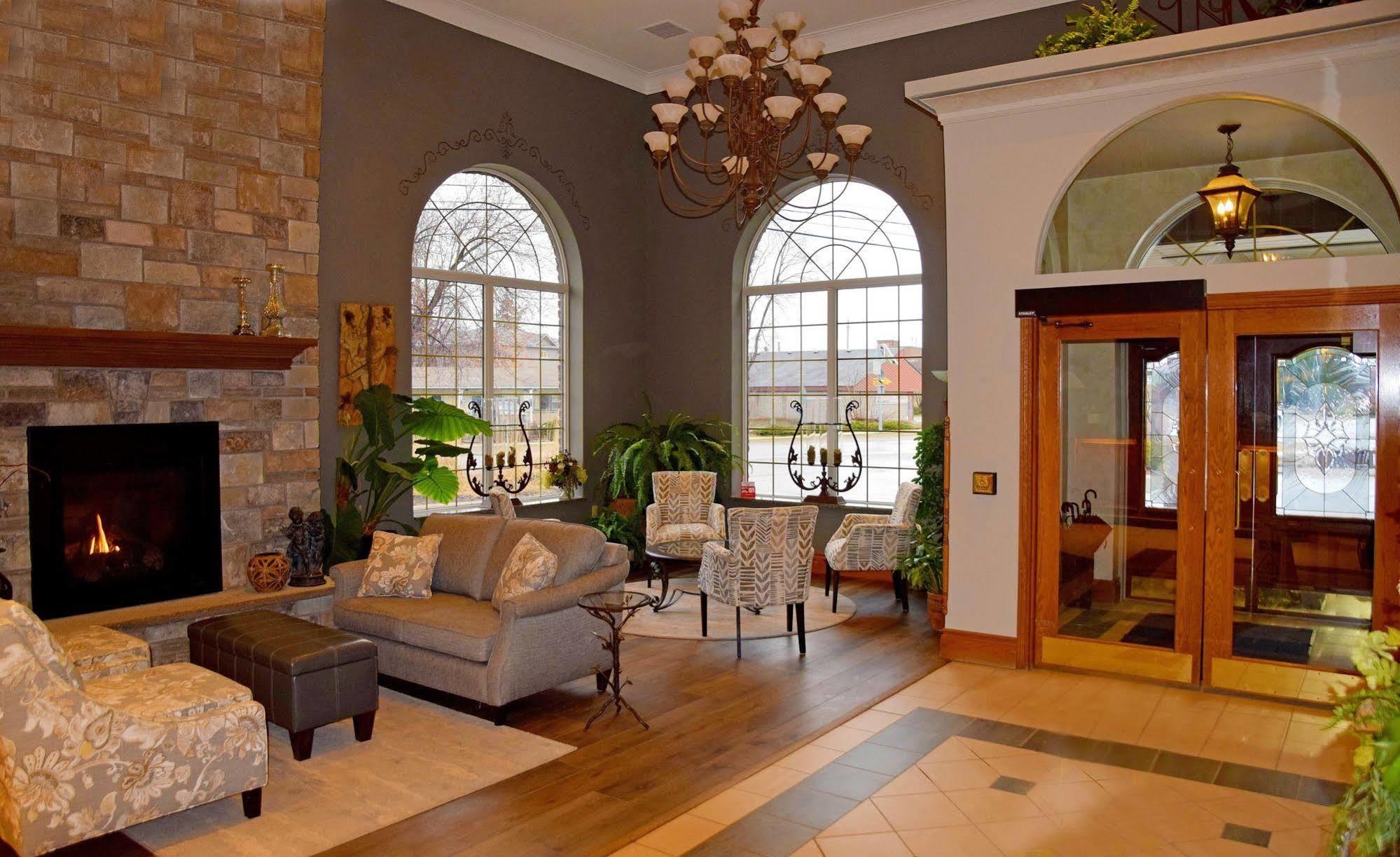 Stone Gate Inn Ориллия Экстерьер фото